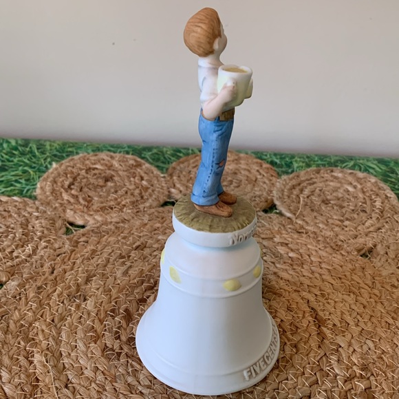 Norman Rockwell, “five cents a glass” lemonade bell, EUC - Picture 5 of 11